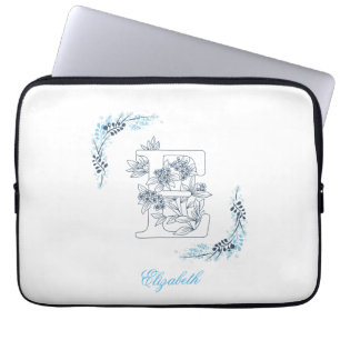 Initial "E" Blue Monogram Calm Floral Laptopschutzhülle