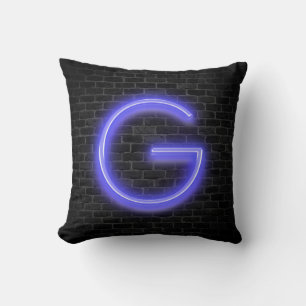 Initial G in Neon Marquee auf Brick Kissen