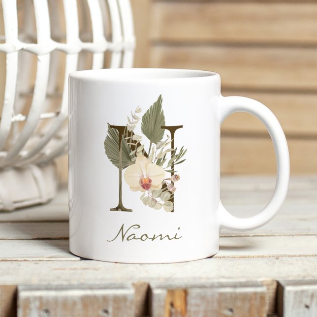 Initial N Boho Floral Orchid Greenery Individuelle Kaffeetasse (Von Creator hochgeladen)