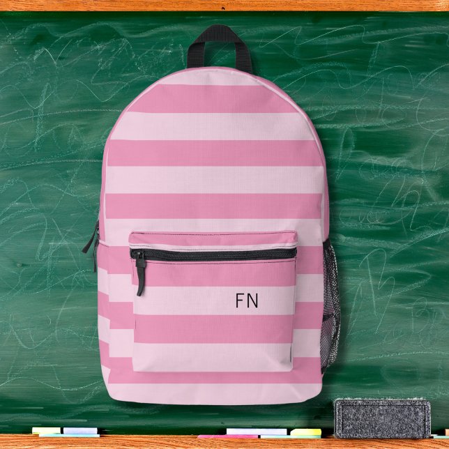 Initialen der Girly Pastel Pink Stripes Monogramm Bedruckter Rucksack (Von Creator hochgeladen)