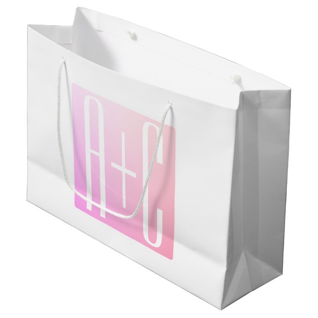 Initialen des Paares | Subtile Pink Gradation Große Geschenktüte (Vorderseite Schrägansicht)