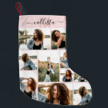 Initialer Name des benutzerdefinierten Monogramms  Kleiner Weihnachtsstrumpf<br><div class="desc">Dieser niedliche und coole Strumpf ist perfekt für alle Familienmitglieder. Machen Sie einen besonderen und maßgeschneiderten Strumpf für Ihre Urlaubsatmosphäre. Es verfügt über neun individuell anpassbare Foto-Collage mit einem personalisierten Monogramm-Namen, der zuerst in schwarz und Rose rosa auf einem einfachen, rosa Hintergrund erscheint. Es ist elegant, lustig, modern und einzigartig....</div>