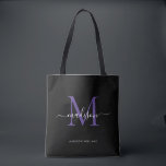 Initialer Name des Lila Schwarzen Violet Monogram-<br><div class="desc">Modernes Schwarzes Lila Violet Monogram Eleganter Script Name Initial Tote Bag</div>