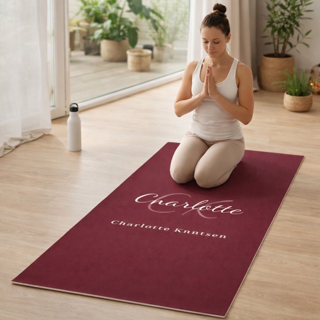 Initialname des Monogrammes Burgundy Yogamatte (Von Creator hochgeladen)
