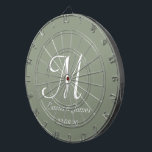 Initialname für elegante Sage Green & White Monogr Dartscheibe<br><div class="desc">Initial Name Custom Dart Board für elegante Sage Green und White Monogram</div>