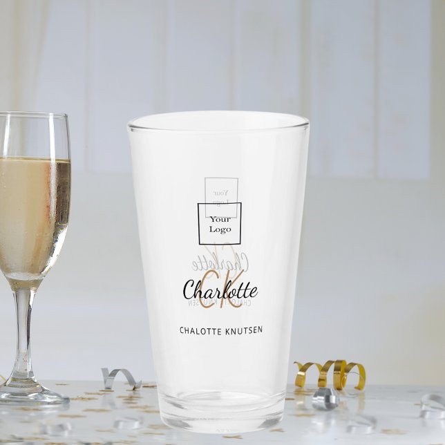 Initialschrift für das Logo-Geschäft Glas (Von Creator hochgeladen)