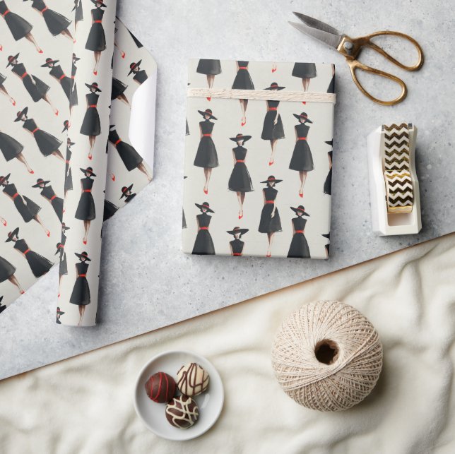 Ink Wash Little Black Dress Fashion Pattern Geschenkpapier (Kunsthandwerk)