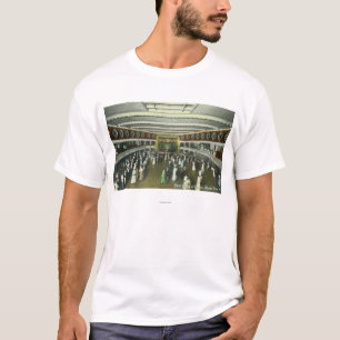 Innenansicht des Kasino-Ball-Raumes T-Shirt