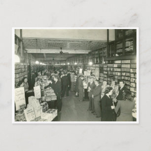 Innenansicht eines Antiquariats in Australien auf Postkarte