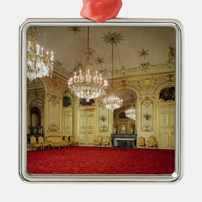 Innenraum des großartigen Salons Ornament Aus Metall (Vorne)