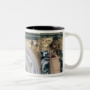 Innenraum des Kunsthistorisches Museums Zweifarbige Tasse