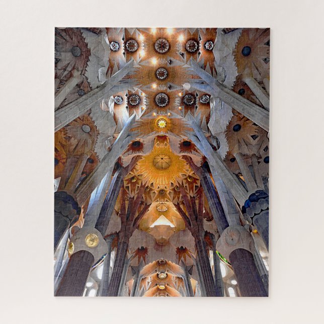 Innenraum des Sagrada Família. Ansicht des Dachs Puzzle (Vertikal)