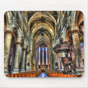 Innere der katholischen Kirche Mousepad