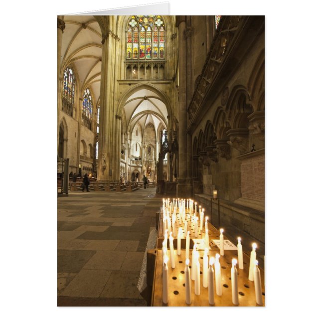 Inneres des Petersdom in Regensburg (Vorne)