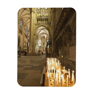 Inneres des Petersdom in Regensburg Magnet