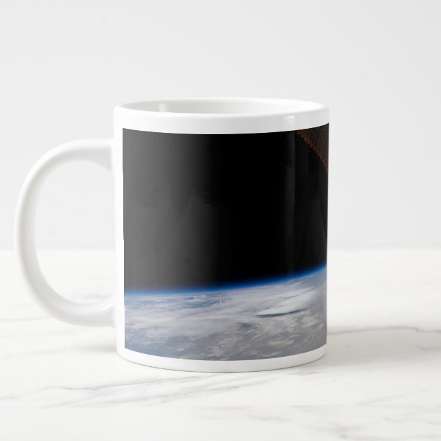 Insel Hispaniola mit Sunglin Jumbo-Tasse (Links)