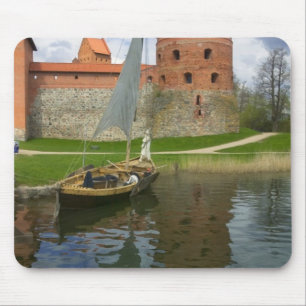 Inselburg am Galve-See, Trakai, Litauen Mousepad