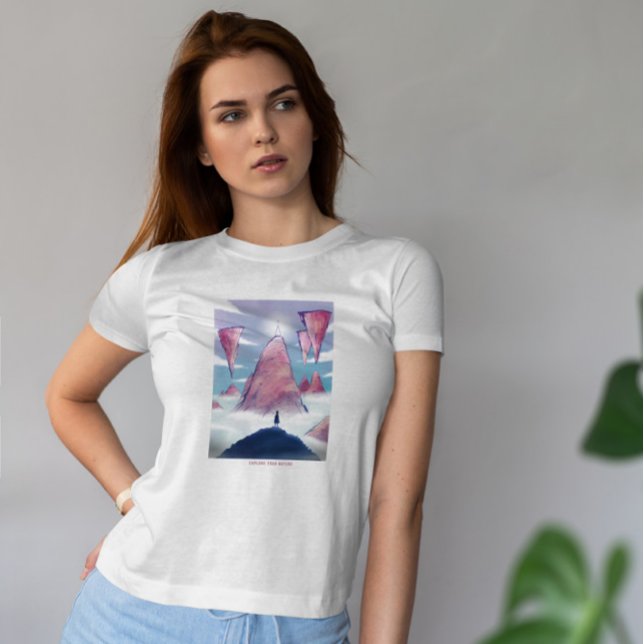 Inseln in Wolken Fantasy Landschaft T-Shirt (Von Creator hochgeladen)