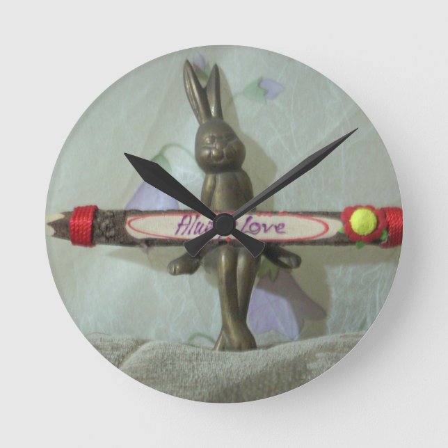 Inspiration Rabbit: Immer Liebe Zeichenkunst druck Runde Wanduhr (Vorderseite)