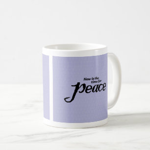 Inspiration und farbenfrohe Tasse für den Friedens