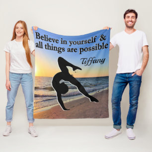 INSPIRATIONELLE GYMNASTIK QUOTE FLEECKET FLEECEDECKE