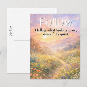 Inspirierender minimaler Spruch für Achtsamkeit Postkarte