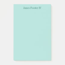 Inspirierte Führungskraft für entspannende Büroanw