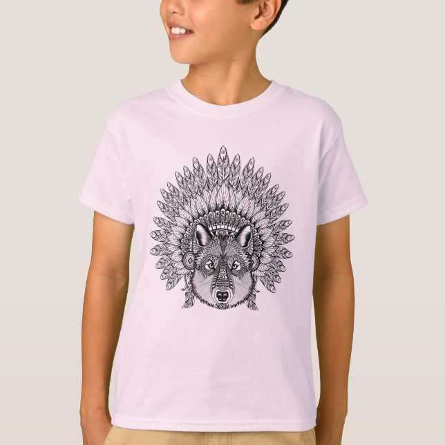 Inspirierter Wolf in mit Federn versehener T-Shirt (Vorderseite)