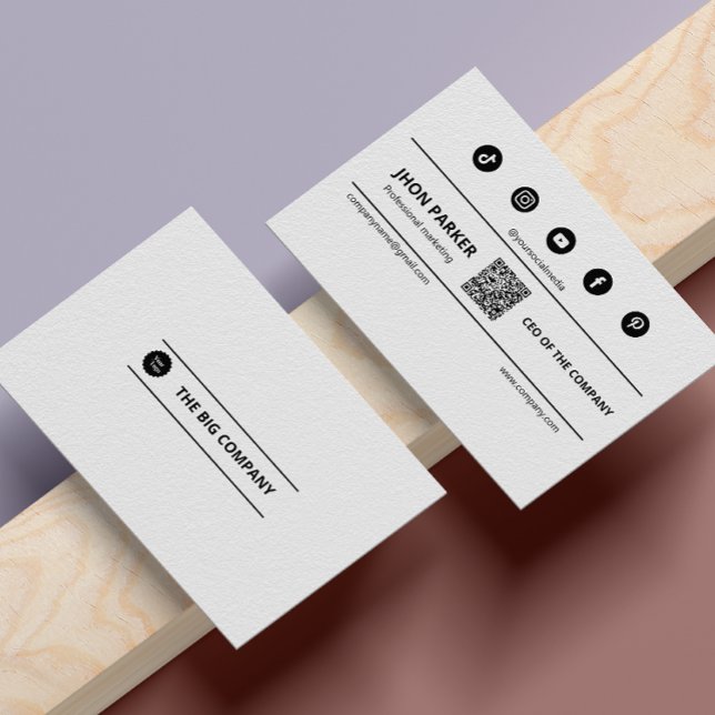 Instagram folgen QR-Code Clean Simple White Visitenkarte (instagram facebookqr codesocial mediapink business logoconnect with usfemininelogomodern minimal )