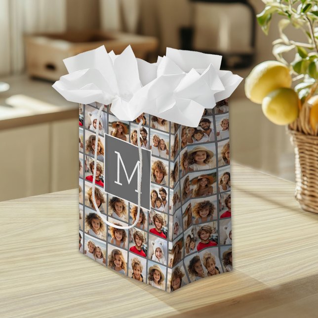 Instagramm-FotoCollage Custom Monogram-Kohle Mittlere Geschenktüte (Custom Gift Bag)