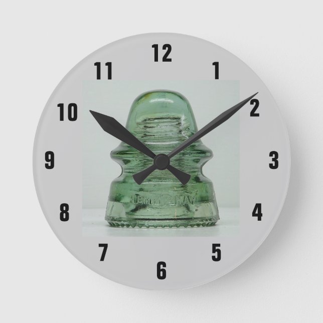 INSULATOR-Uhr Runde Wanduhr (Vorderseite)