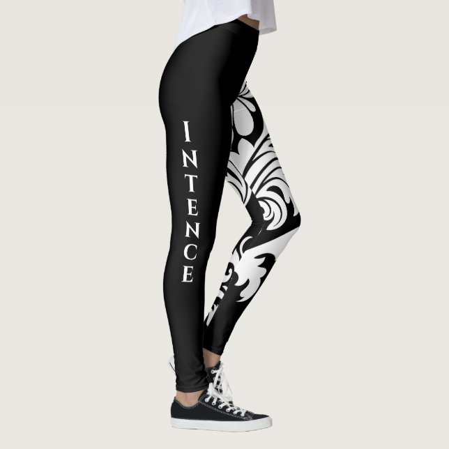 Intensiver, Schwarz-weißer Blumenentwurf auf einem Leggings (Rechts)