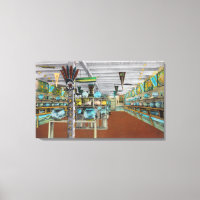 Interieur View of Deep Sea Aquarium