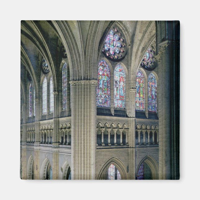 Interior of the transept crossing, consecrated 121 magnet (Vorne)