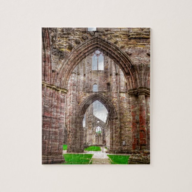 Interior View Old Tintern Abbey Wales, Vereinigtes Puzzle (Vertikal)
