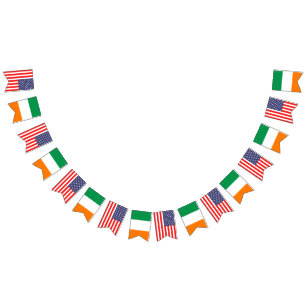 Internationale Hochzeitsfeier mit Amerika und Irla Wimpelkette