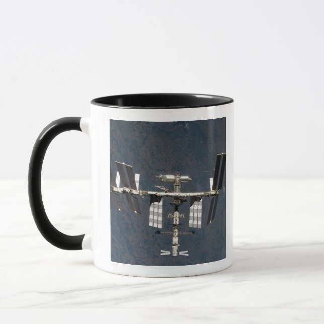 Internationale Raumstation 13 Tasse (Links)