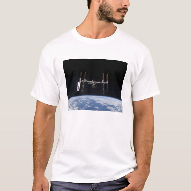 Internationale Raumstation 9 T-Shirt (Vorderseite)