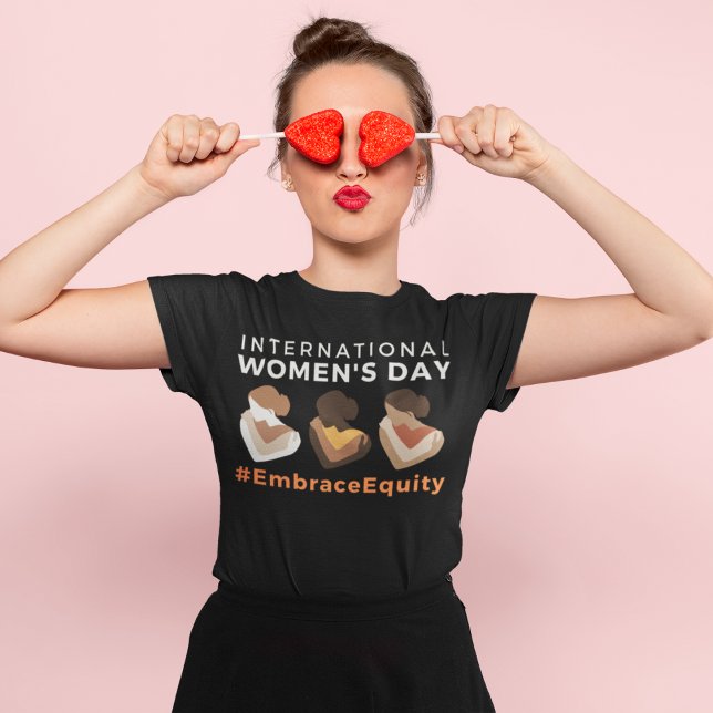 Internationaler Frauentag 2023 für Gerechtigkeit T-Shirt (Von Creator hochgeladen)