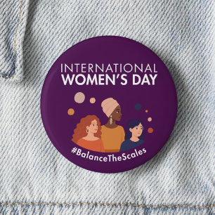 Internationaler Frauentag 2026 Die Waage ins Gleic Button