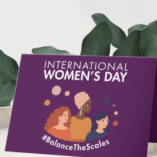 Internationaler Frauentag 2026 Die Waage ins Gleic Feiertagskarte