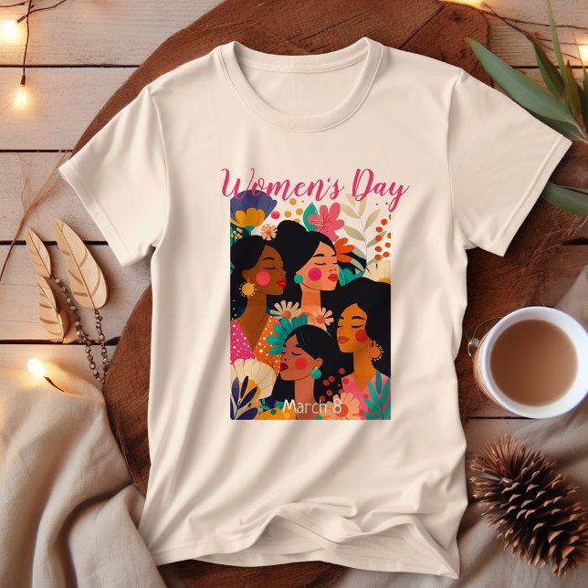 Internationaler Frauentag in Rosa T-Shirt (Von Creator hochgeladen)