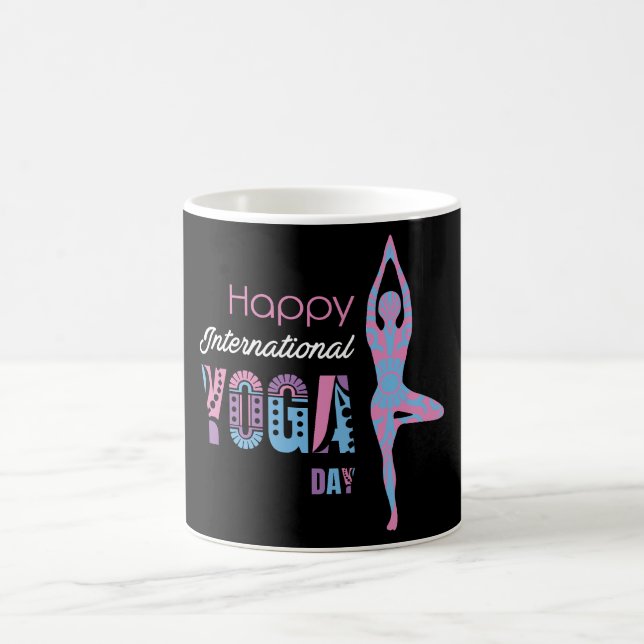 Internationaler Yogatag Kaffeetasse (Mittel)