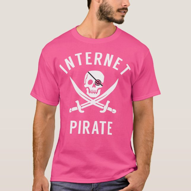 Internetpirat für Halloween T-Shirt (Vorderseite)