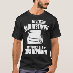 Interviews mit Journalisten über Mikrofone 4 T-Shirt