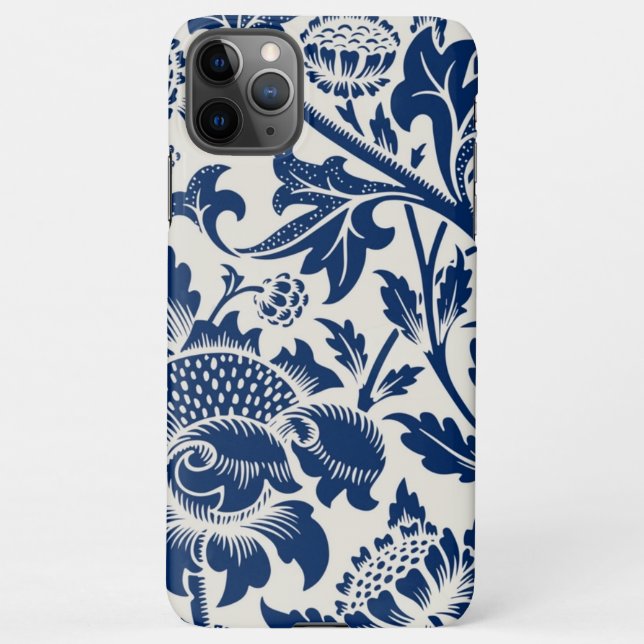 Intricate blue floral pattern on light background iPhone hülle (Rückseite)