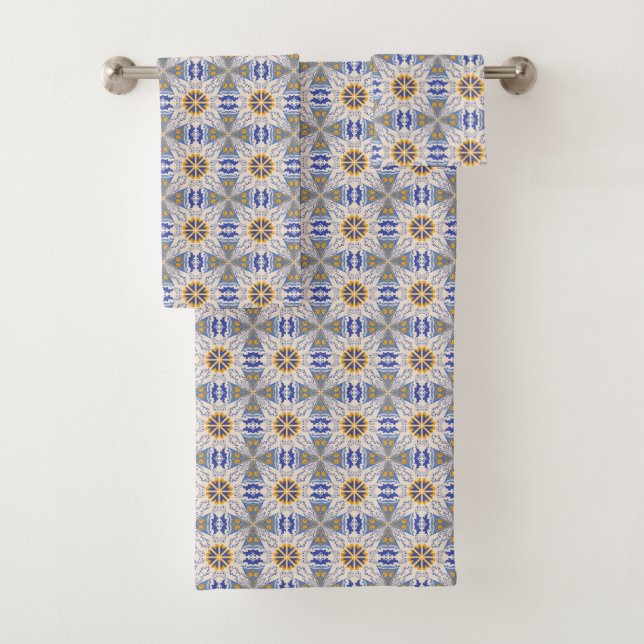 intricate blue, yellow, & white geometric pattern  badhandtuch set (Insitu)