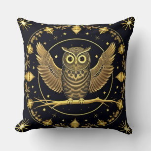 Intricate Night Owl Illustration Kissen
