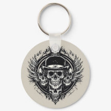 Intricate Schädeldesign mit Flügeln und Symbolen