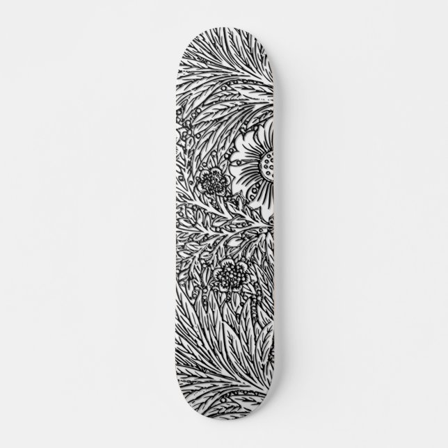 Intrikiertes Blumendesign in Schwarz und Weiß Skateboard (Vorne)